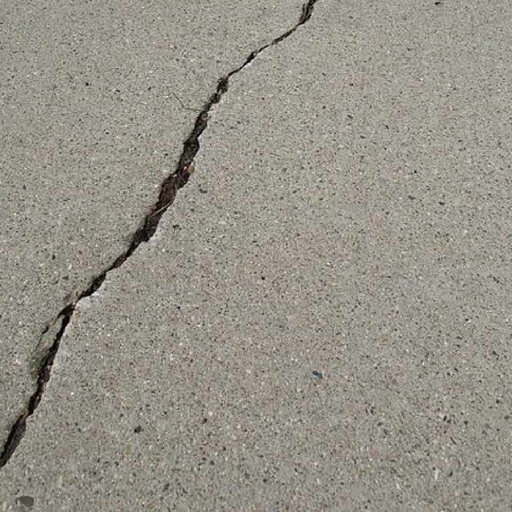 ترک خوردگی سطحی بتن